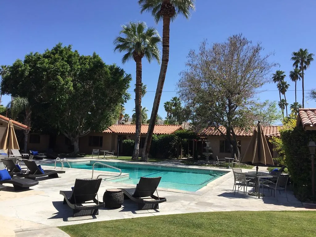 Warm Sands Villa- A Gay Men'S Clothing Optional Resort Palm Springs