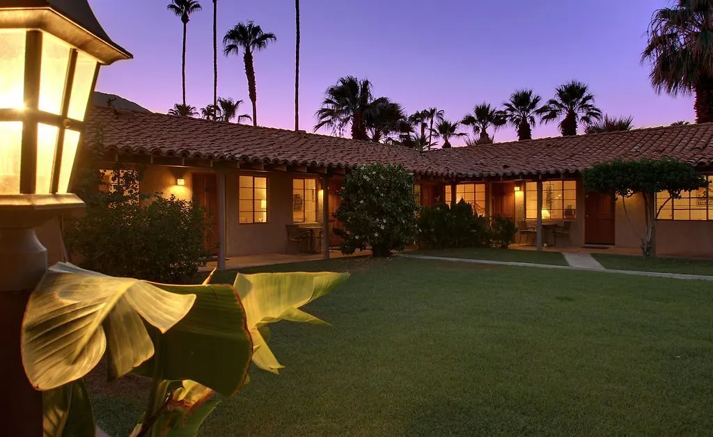 Warm Sands Villa Palm Springs 4*,  ABD